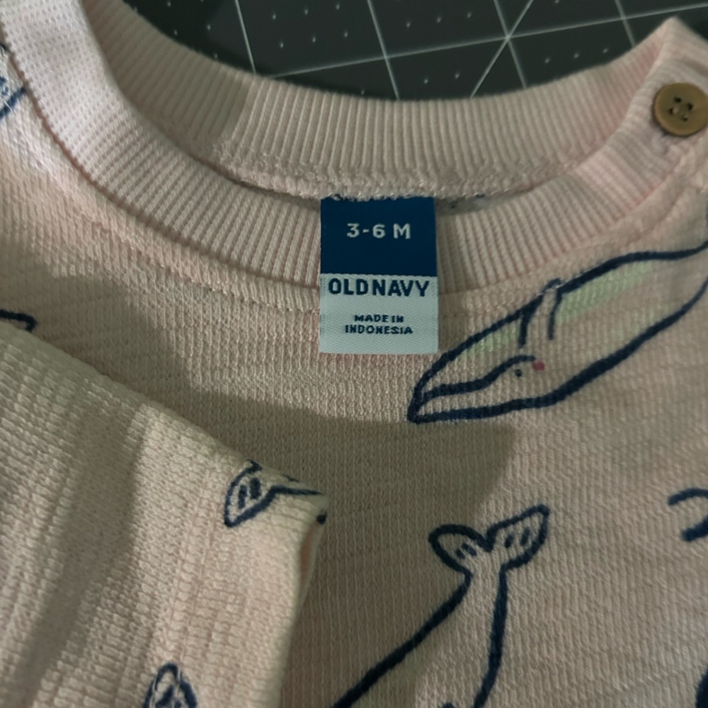 Old Navy Pink Whale Print Kids Shirts - Picture 2 of 3